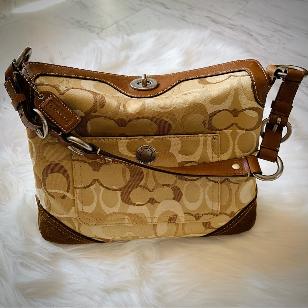 COACH SIGNATURE BAG